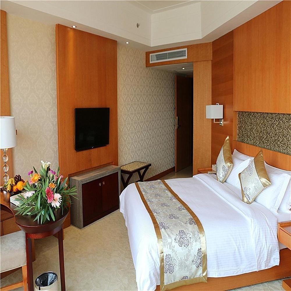 The Grand Plaza Hotel Ji'an  Exterior foto